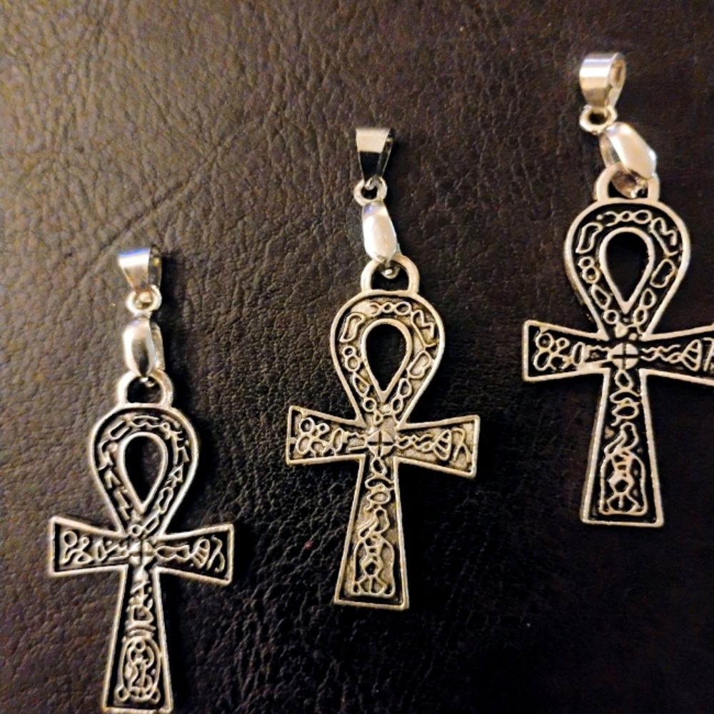 Silver Ankh Pendant Necklace
